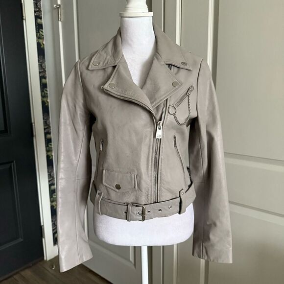 NWT Maje Powder Gray Bassung Belted Leather Motorcycle Jacket Size FR 38 US M - Picture 1 of 12